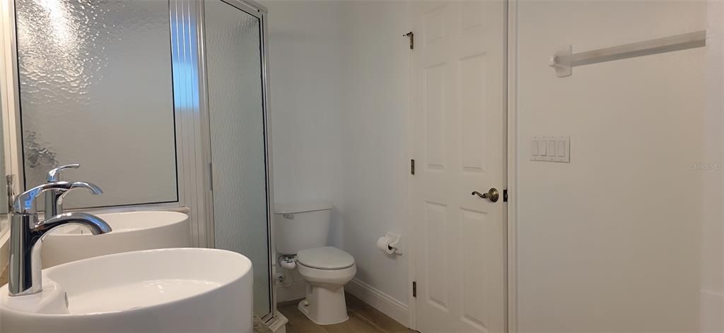 For Sale: $349,900 (3 beds, 2 baths, 1806 Square Feet)