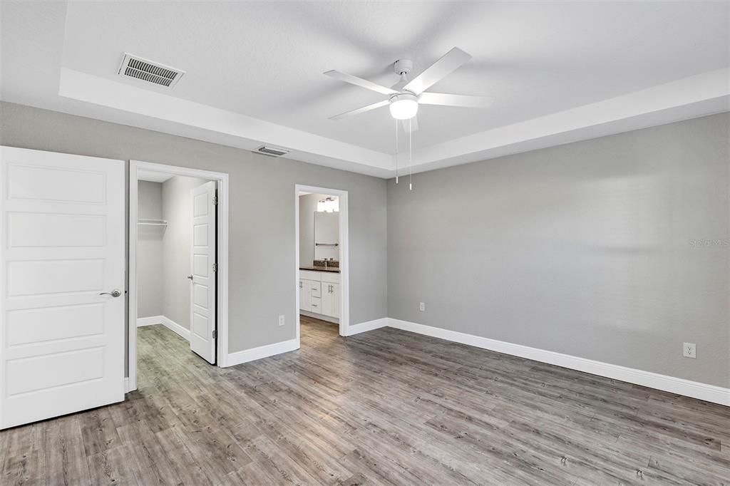 For Sale: $264,900 (3 beds, 2 baths, 1453 Square Feet)