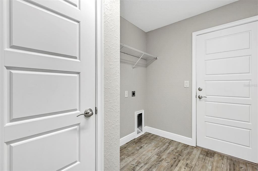 For Sale: $264,900 (3 beds, 2 baths, 1453 Square Feet)