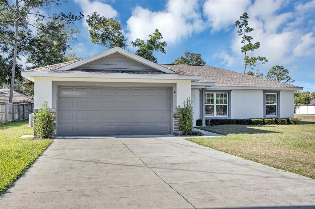 For Sale: $264,900 (3 beds, 2 baths, 1453 Square Feet)