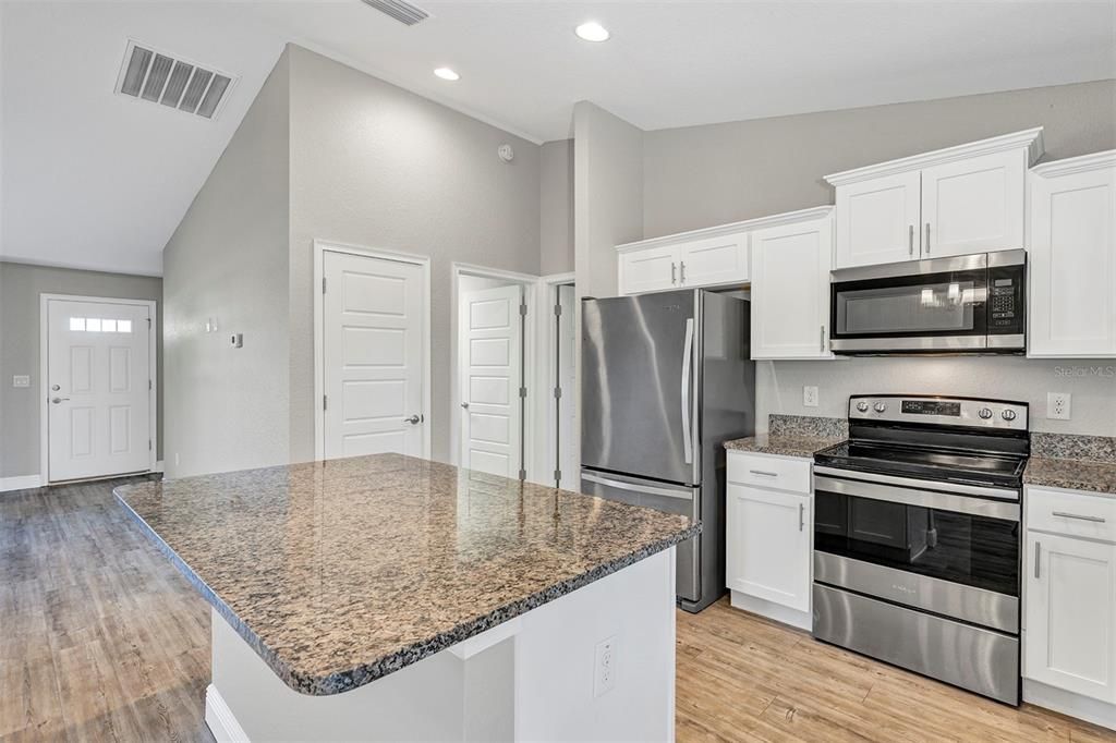 For Sale: $264,900 (3 beds, 2 baths, 1453 Square Feet)