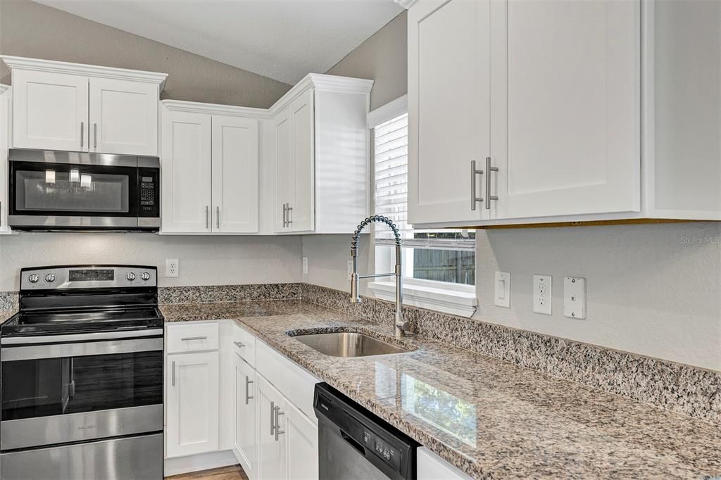 For Sale: $264,900 (3 beds, 2 baths, 1453 Square Feet)