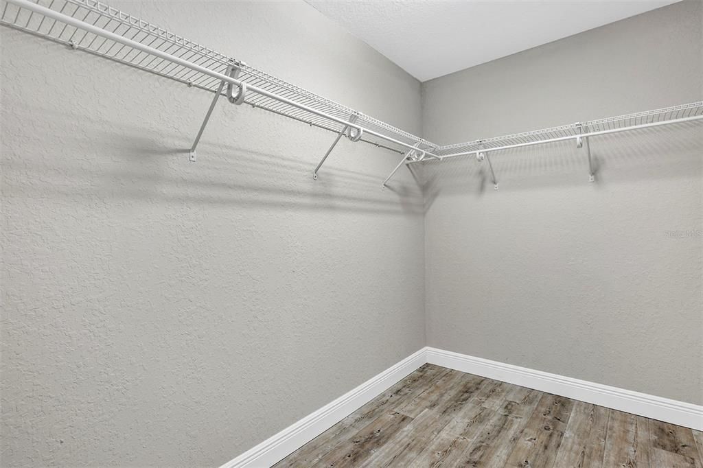 For Sale: $264,900 (3 beds, 2 baths, 1453 Square Feet)