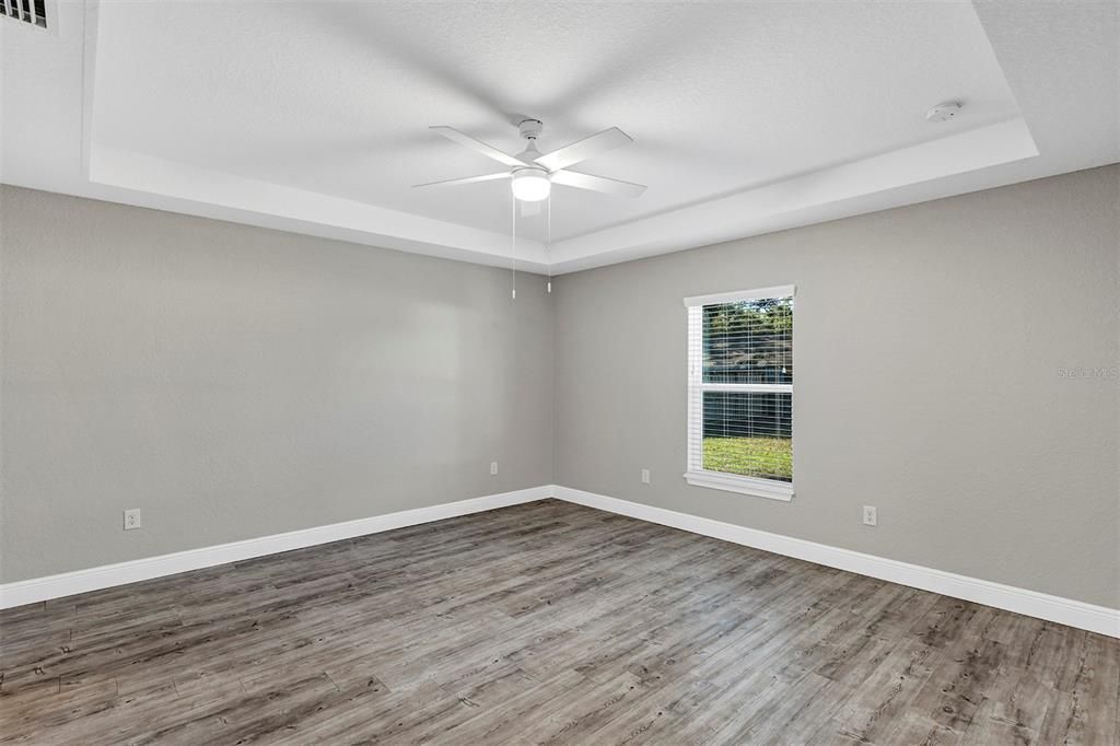 For Sale: $264,900 (3 beds, 2 baths, 1453 Square Feet)