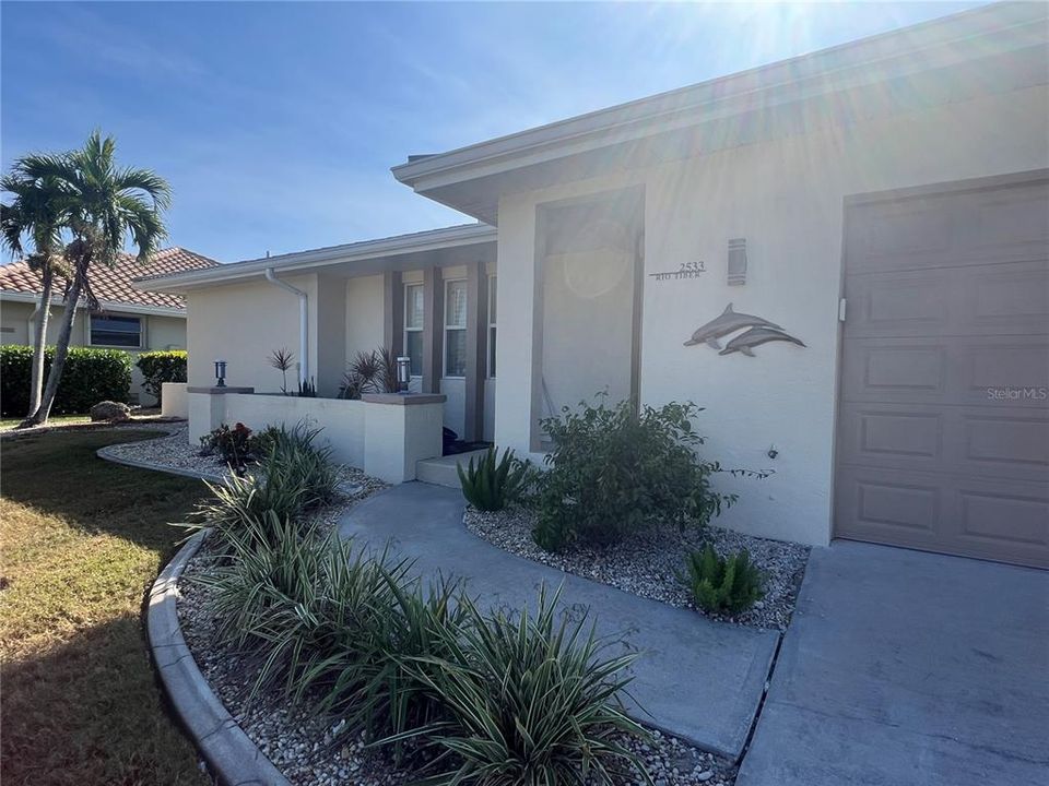 出租: $4,500 (3 贝兹, 2 浴室, 2169 平方英尺)