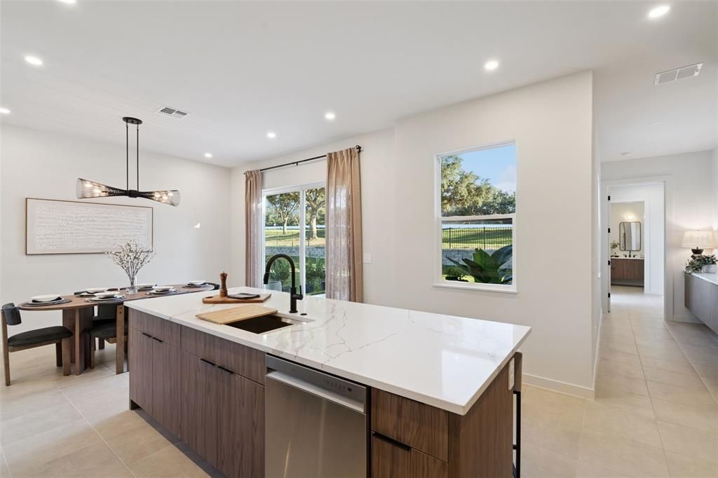 En Venta: $358,400 (3 camas, 2 baños, 1659 Pies cuadrados)