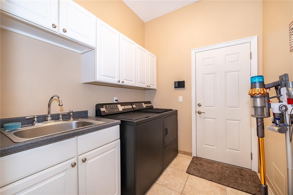 На продажу: $729,500 (4 спален, 3 ванн, 2747 Квадратных фут)