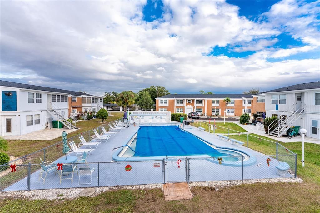 На продажу: $130,000 (2 спален, 2 ванн, 919 Квадратных фут)