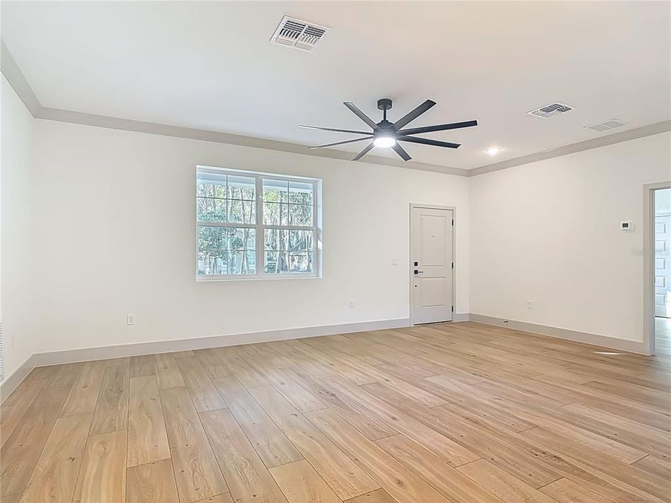 En Venta: $515,800 (4 camas, 2 baños, 2035 Pies cuadrados)