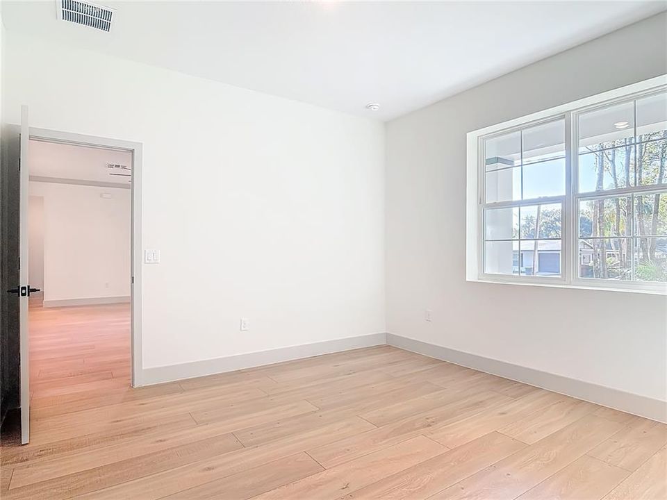 En Venta: $515,800 (4 camas, 2 baños, 2035 Pies cuadrados)