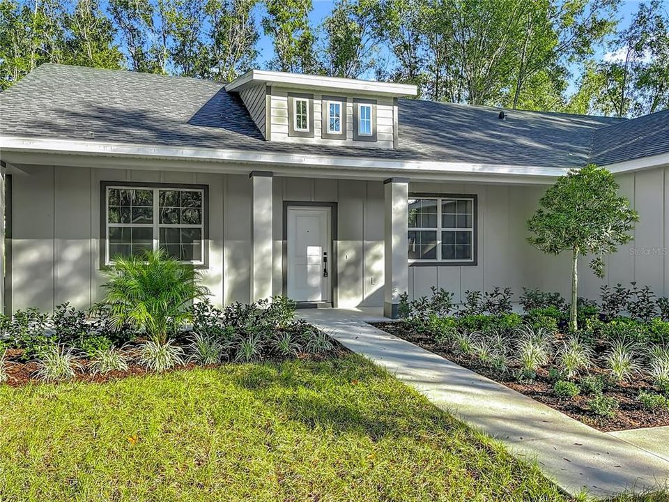 En Venta: $515,800 (4 camas, 2 baños, 2035 Pies cuadrados)