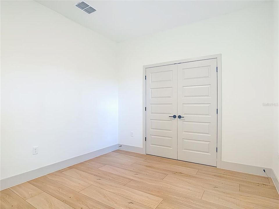 En Venta: $515,800 (4 camas, 2 baños, 2035 Pies cuadrados)