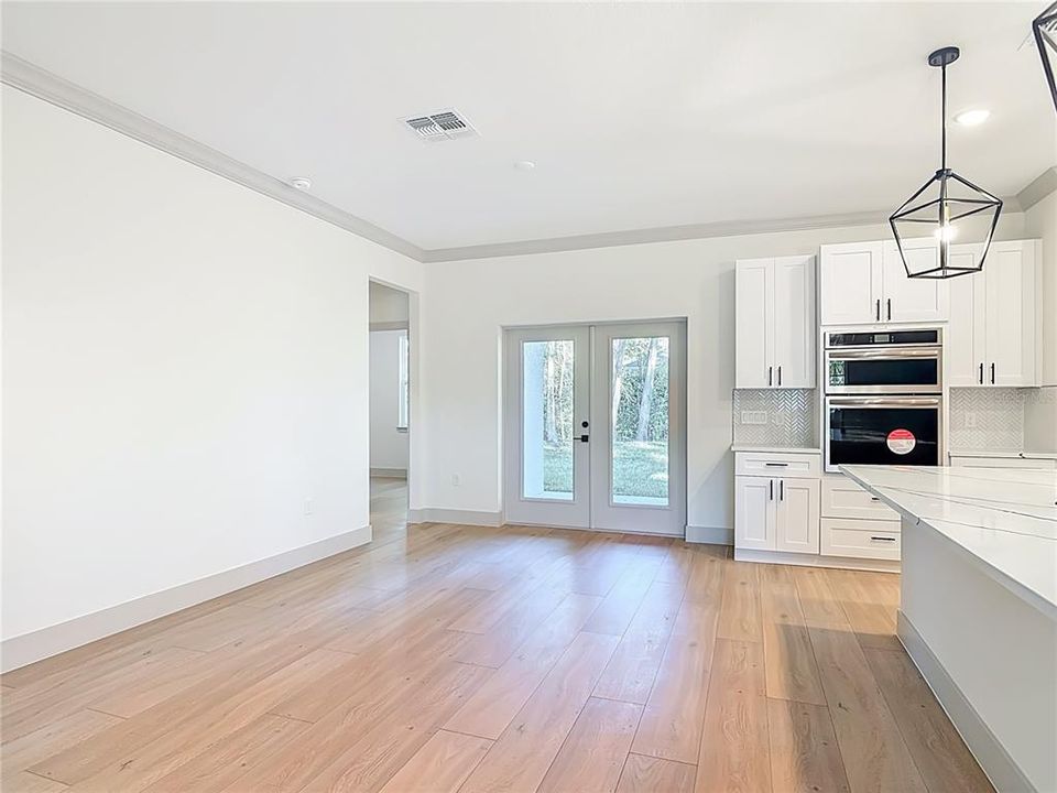 En Venta: $515,800 (4 camas, 2 baños, 2035 Pies cuadrados)