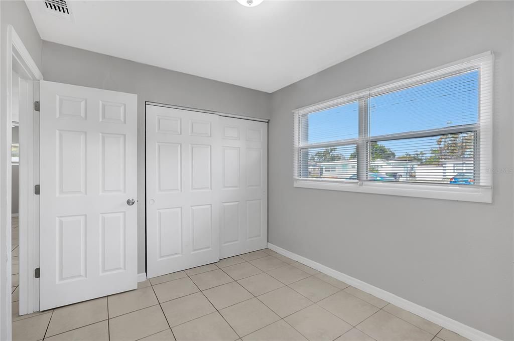 En Venta: $299,900 (4 camas, 1 baños, 1047 Pies cuadrados)