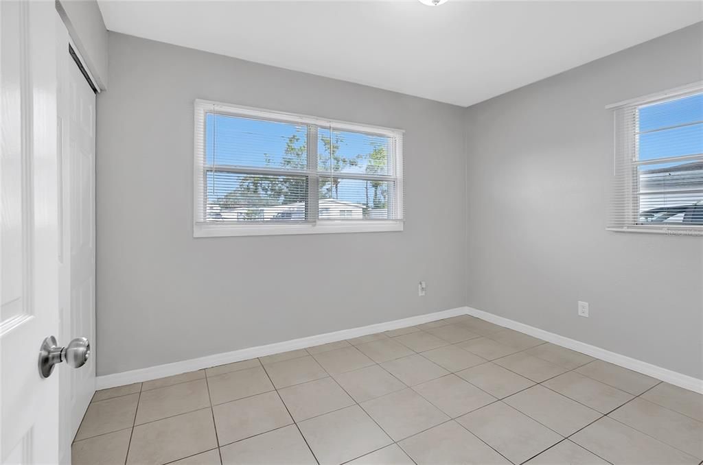 En Venta: $299,900 (4 camas, 1 baños, 1047 Pies cuadrados)