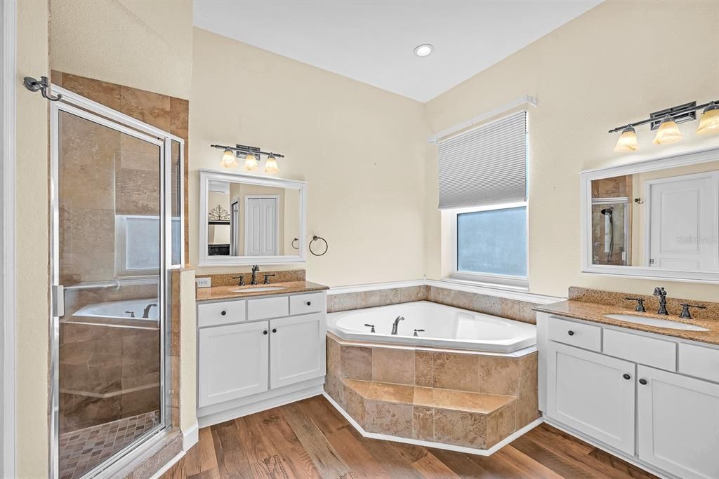 For Sale: $475,000 (4 beds, 2 baths, 2180 Square Feet)