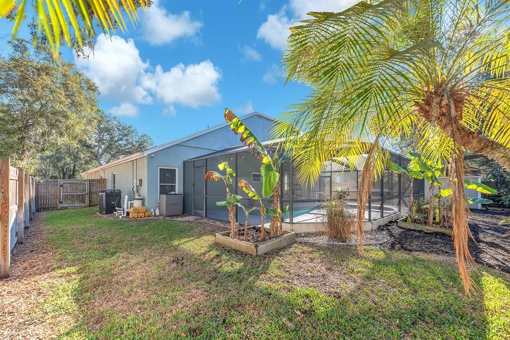 For Sale: $475,000 (4 beds, 2 baths, 2180 Square Feet)