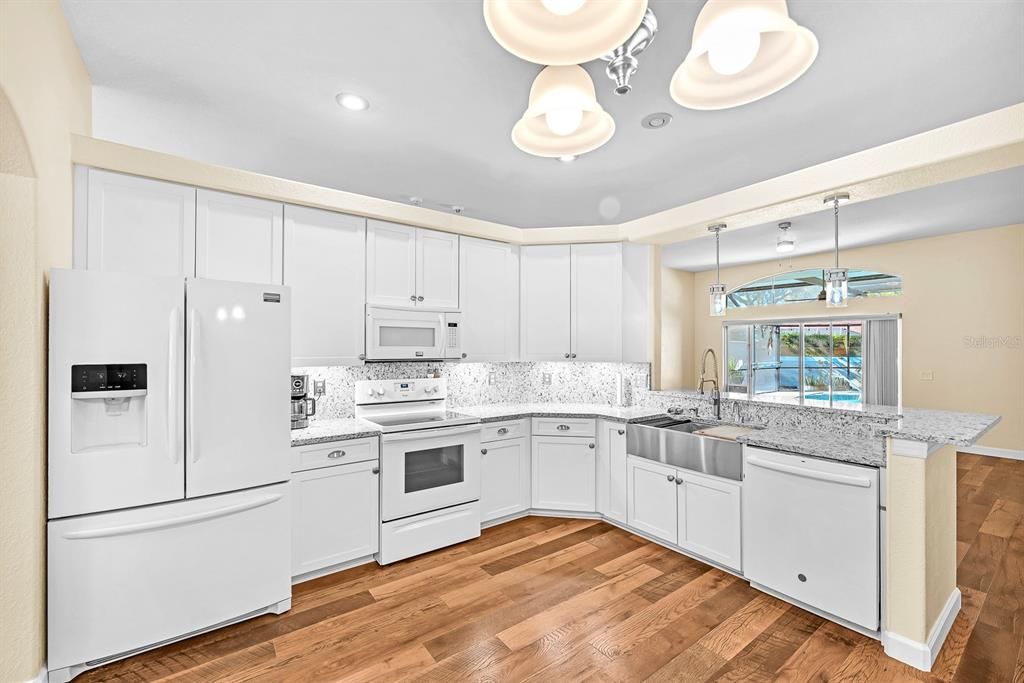 For Sale: $475,000 (4 beds, 2 baths, 2180 Square Feet)