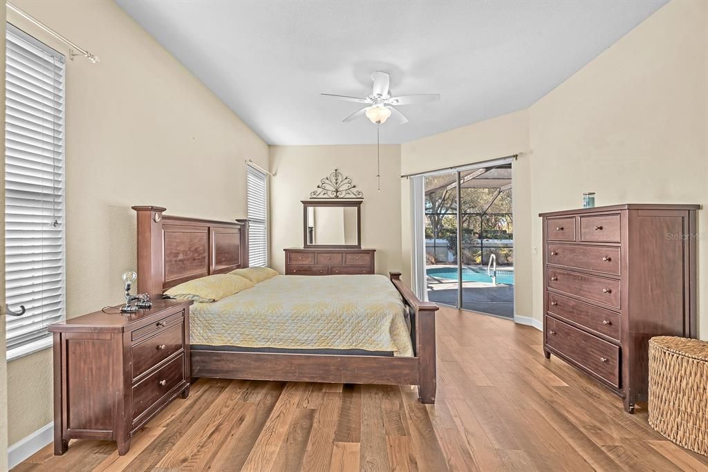 For Sale: $475,000 (4 beds, 2 baths, 2180 Square Feet)