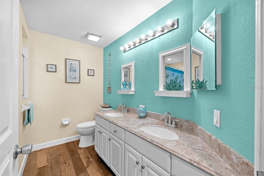 For Sale: $475,000 (4 beds, 2 baths, 2180 Square Feet)