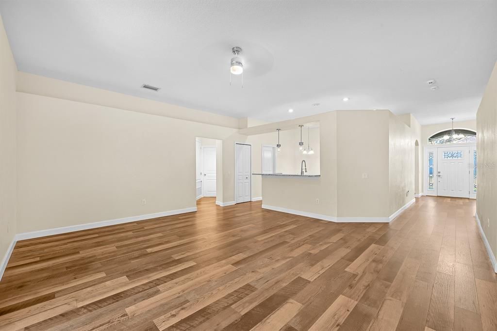 For Sale: $475,000 (4 beds, 2 baths, 2180 Square Feet)