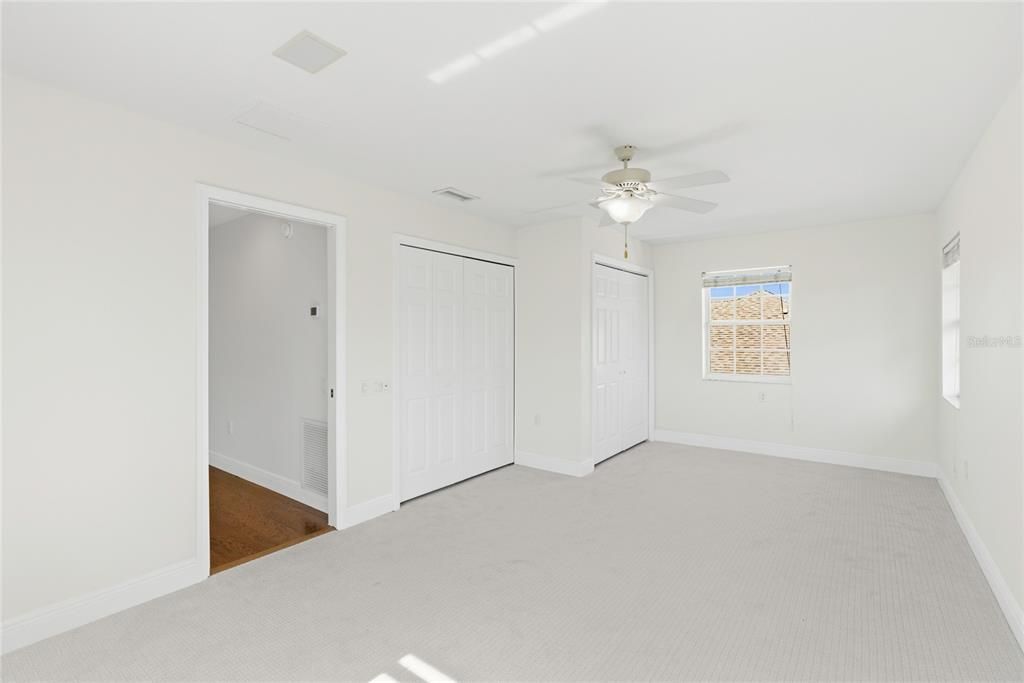 For Sale: $1,300,000 (5 beds, 3 baths, 3471 Square Feet)