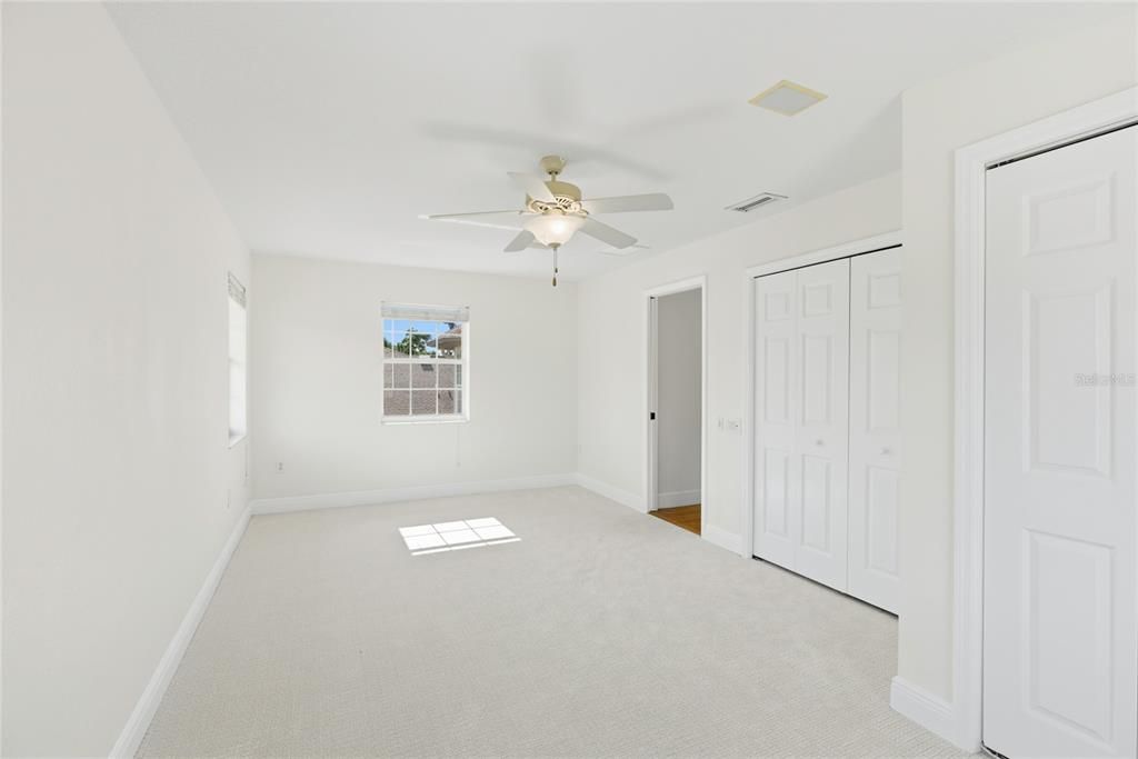 For Sale: $1,300,000 (5 beds, 3 baths, 3471 Square Feet)