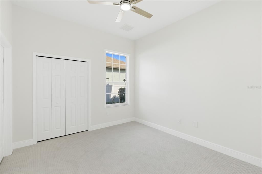 For Sale: $1,300,000 (5 beds, 3 baths, 3471 Square Feet)