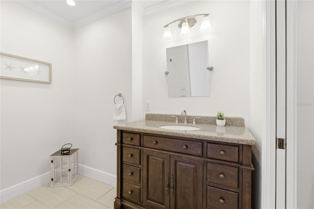 For Sale: $1,300,000 (5 beds, 3 baths, 3471 Square Feet)