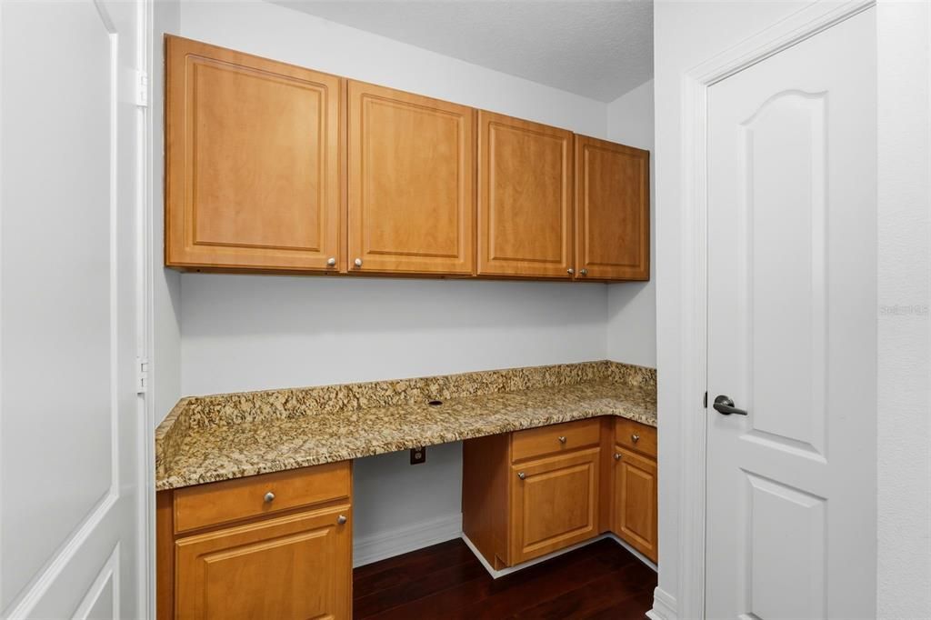 待售: $470,000 (2 贝兹, 2 浴室, 1350 平方英尺)