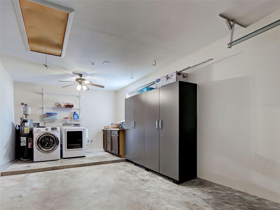 На продажу: $209,000 (2 спален, 2 ванн, 900 Квадратных фут)