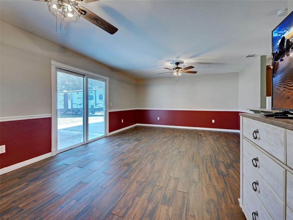 На продажу: $209,000 (2 спален, 2 ванн, 900 Квадратных фут)