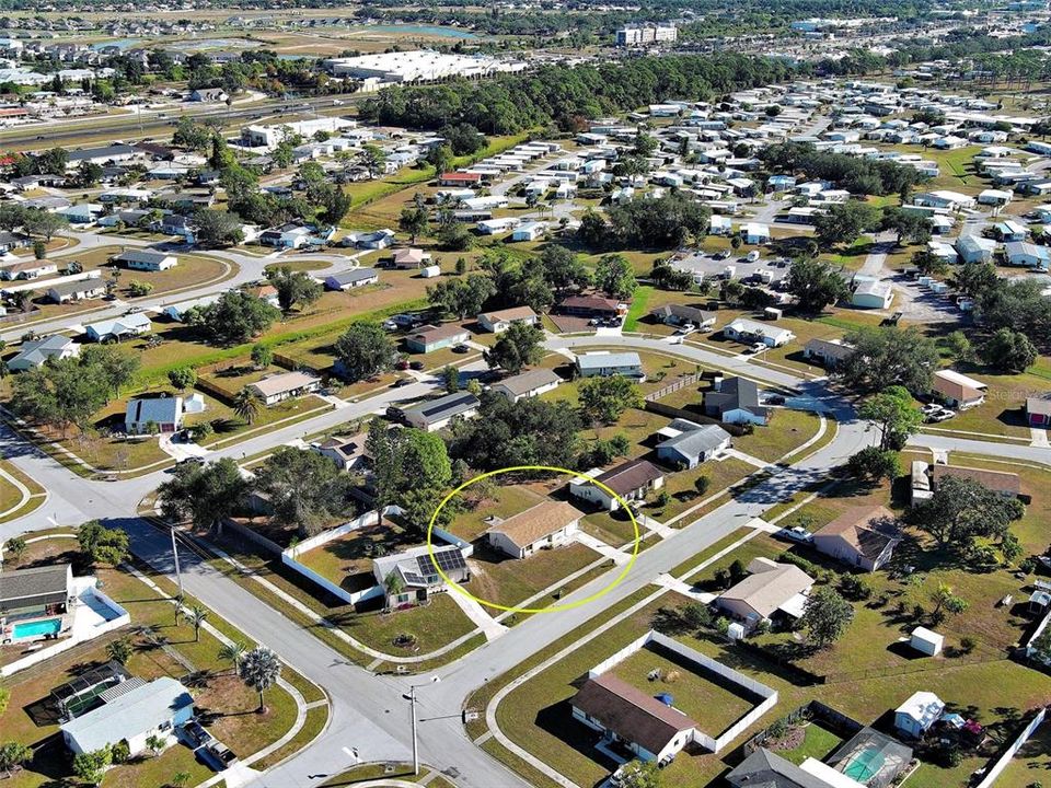 На продажу: $209,000 (2 спален, 2 ванн, 900 Квадратных фут)