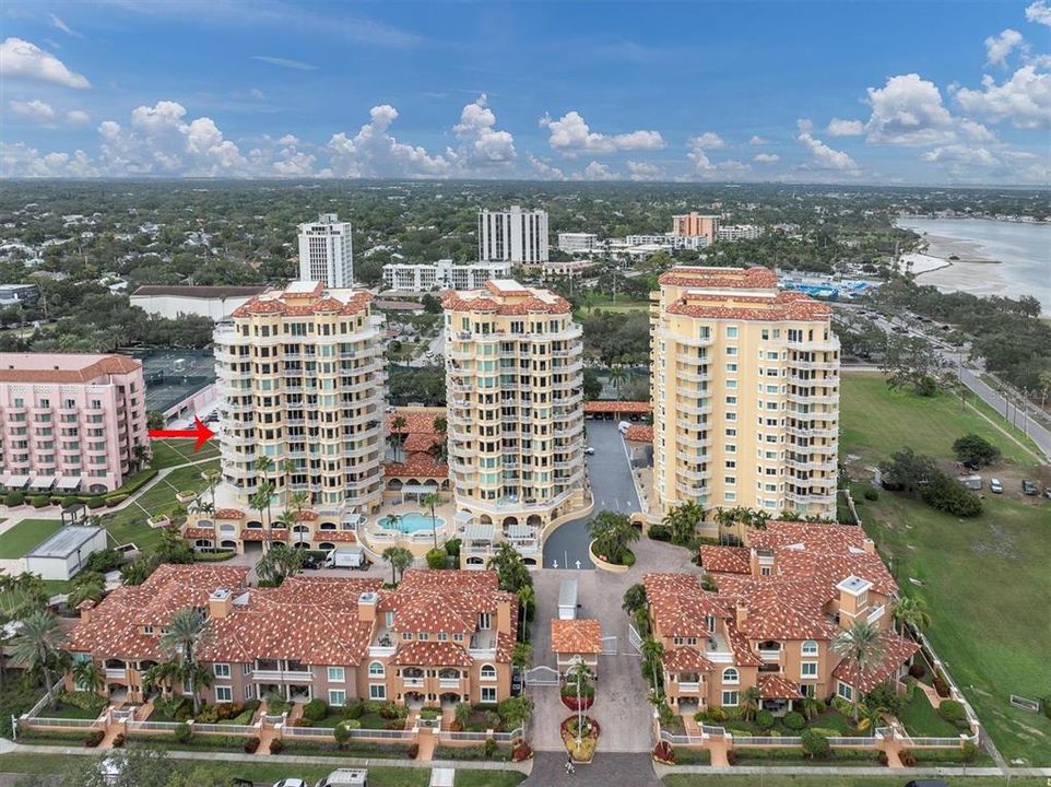 Active With Contract: $3,600,000 (3 beds, 2 baths, 3300 Square Feet)