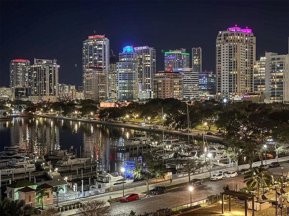 Active With Contract: $3,600,000 (3 beds, 2 baths, 3300 Square Feet)