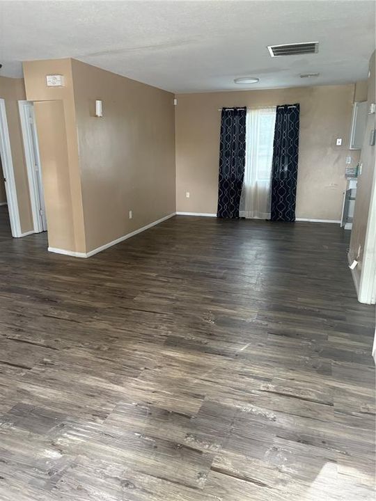 En Renta: $1,695 (3 camas, 2 baños, 1102 Pies cuadrados)