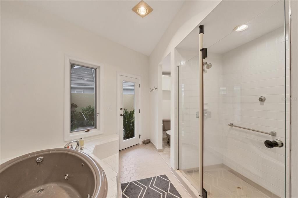 For Sale: $495,000 (3 beds, 2 baths, 2455 Square Feet)