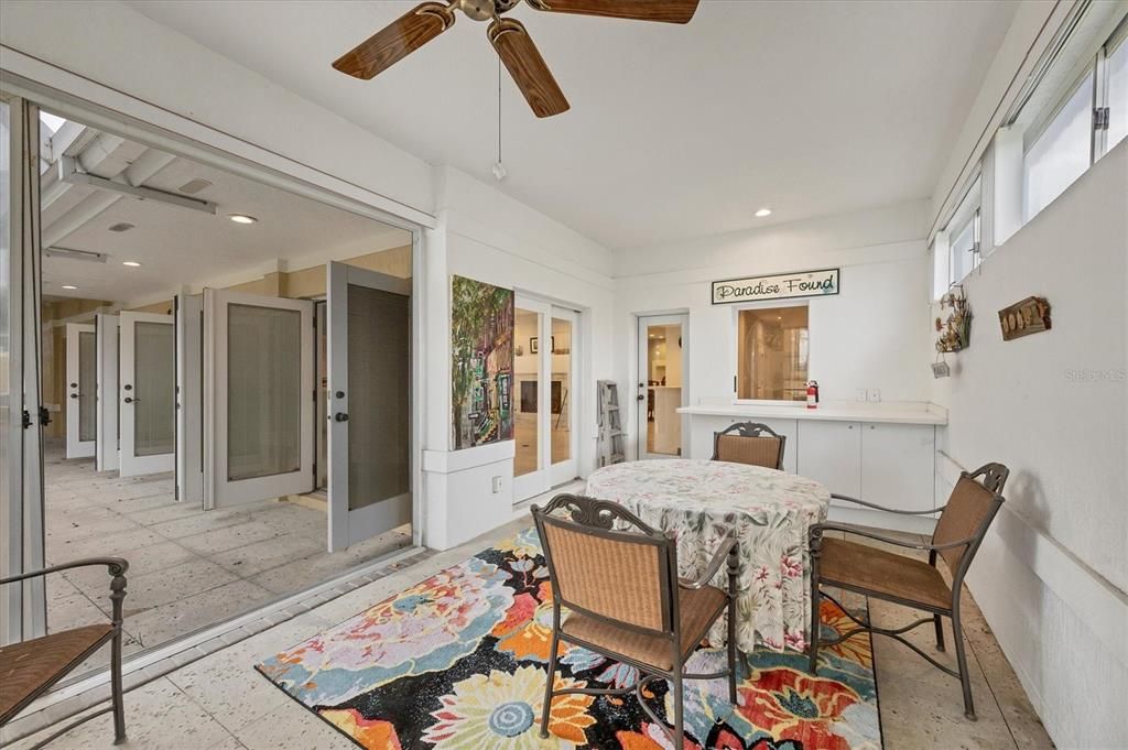 For Sale: $495,000 (3 beds, 2 baths, 2455 Square Feet)