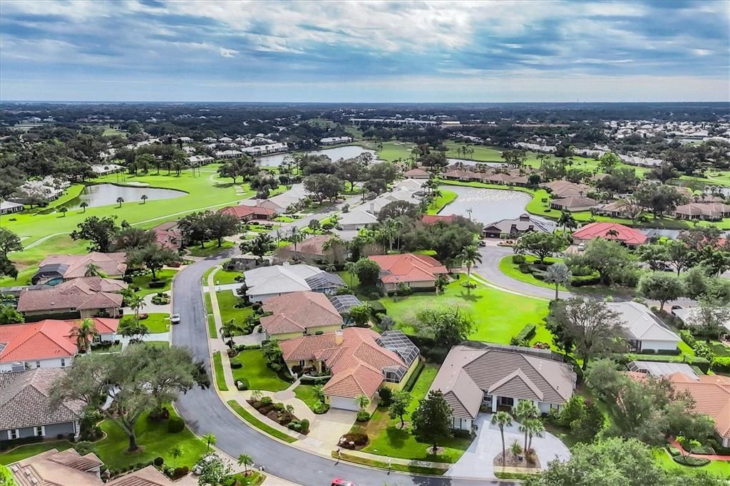 For Sale: $495,000 (3 beds, 2 baths, 2455 Square Feet)