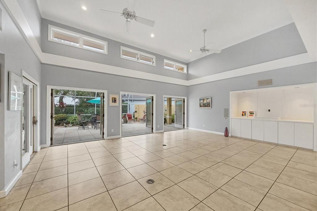 For Sale: $495,000 (3 beds, 2 baths, 2455 Square Feet)