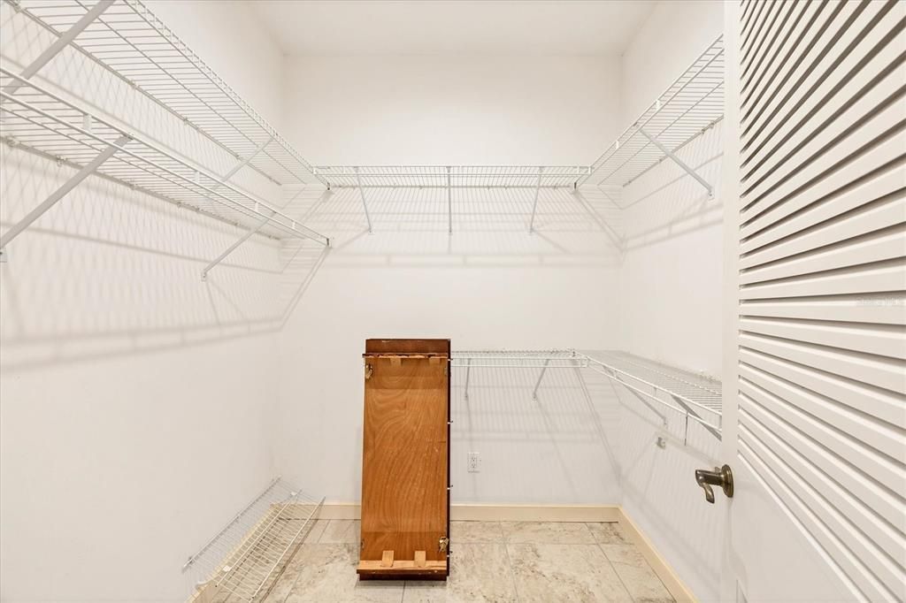 For Sale: $495,000 (3 beds, 2 baths, 2455 Square Feet)