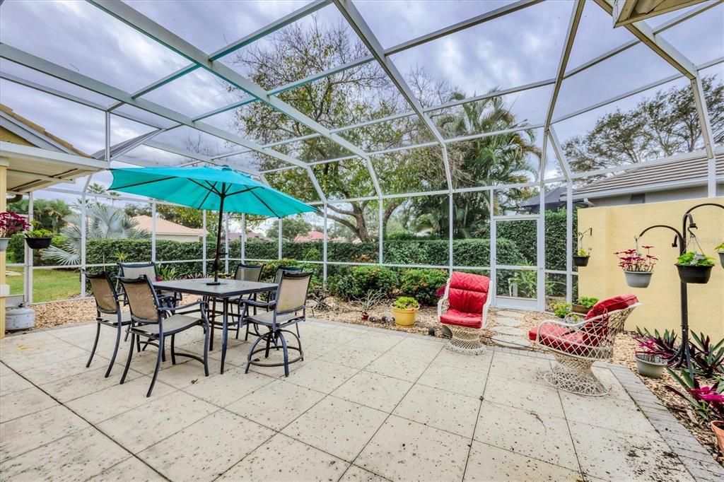 For Sale: $495,000 (3 beds, 2 baths, 2455 Square Feet)