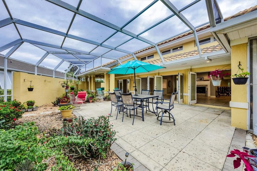 For Sale: $495,000 (3 beds, 2 baths, 2455 Square Feet)