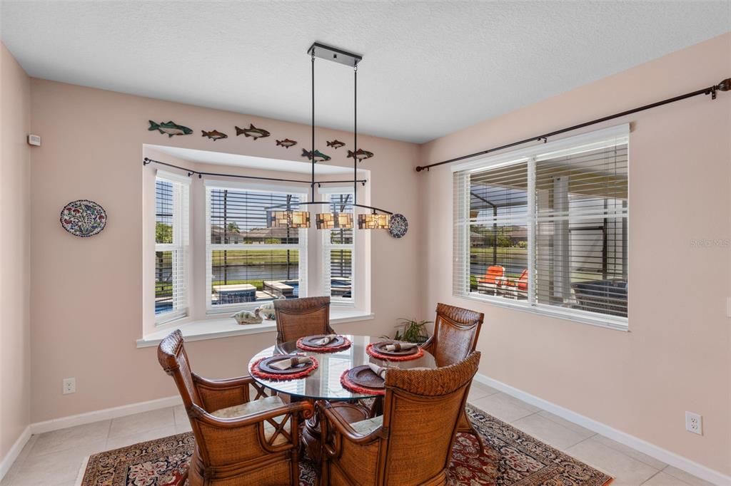 На продажу: $555,000 (3 спален, 3 ванн, 2494 Квадратных фут)