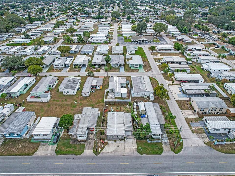 На продажу: $140,000 (2 спален, 2 ванн, 960 Квадратных фут)