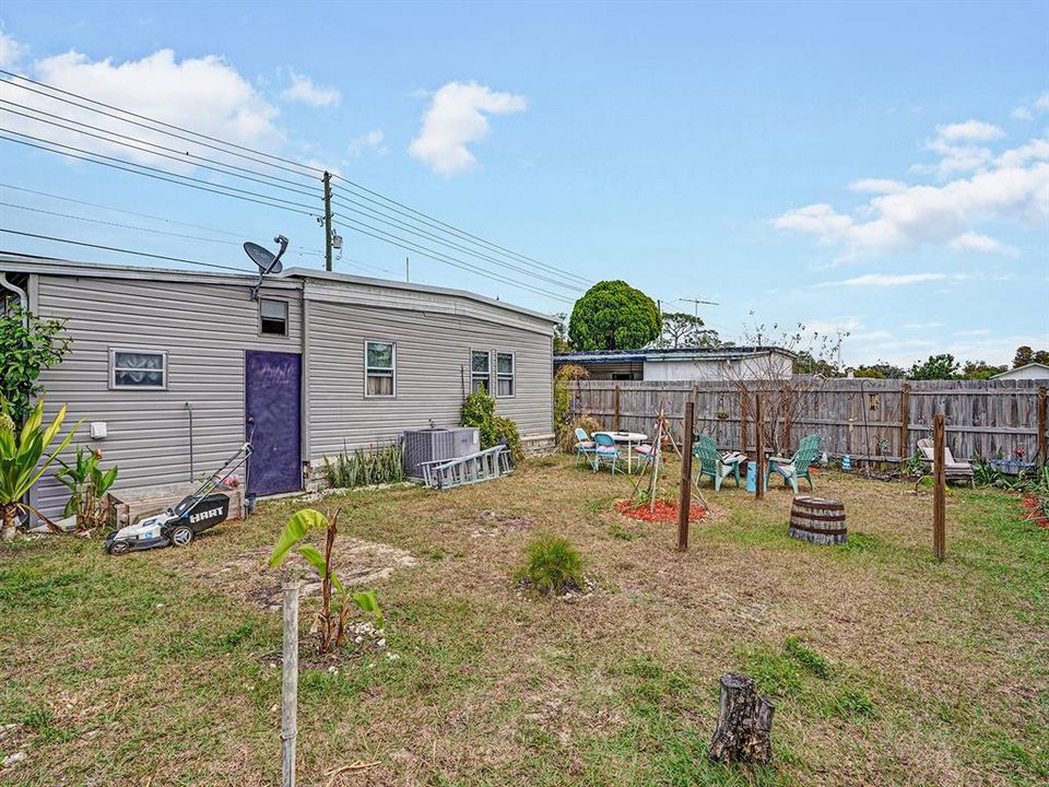 На продажу: $140,000 (2 спален, 2 ванн, 960 Квадратных фут)