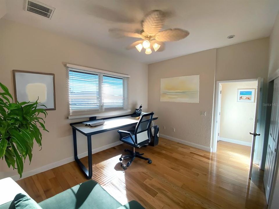 For Sale: $1,375,000 (4 beds, 3 baths, 2760 Square Feet)