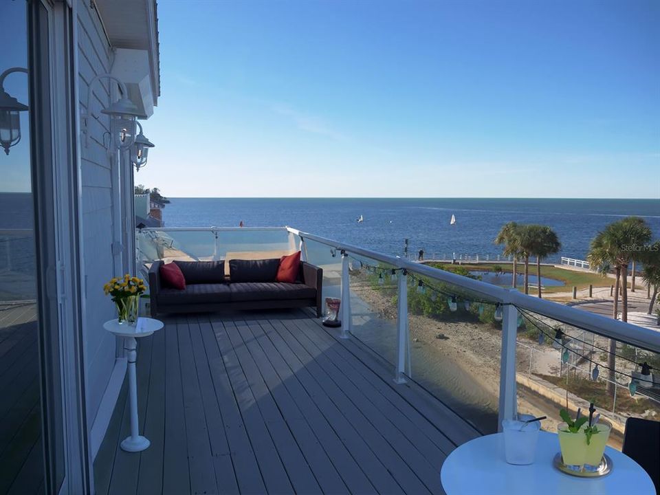 For Sale: $1,375,000 (4 beds, 3 baths, 2760 Square Feet)