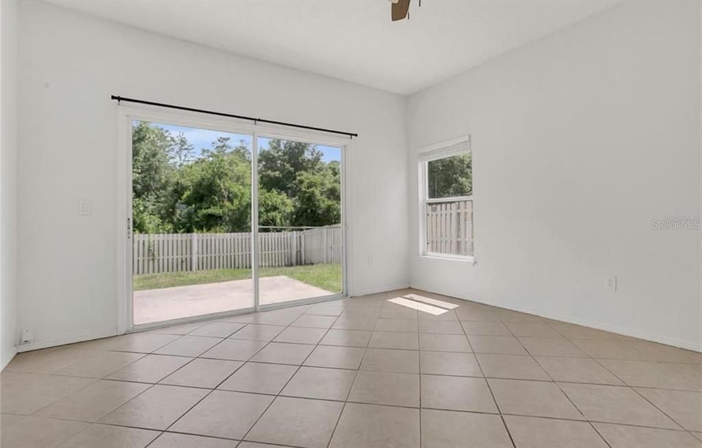 En Renta: $2,600 (4 camas, 2 baños, 1951 Pies cuadrados)