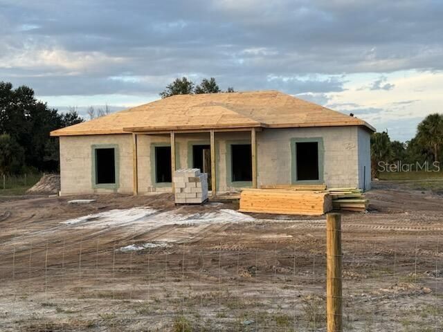 En Venta: $339,000 (3 camas, 2 baños, 1251 Pies cuadrados)